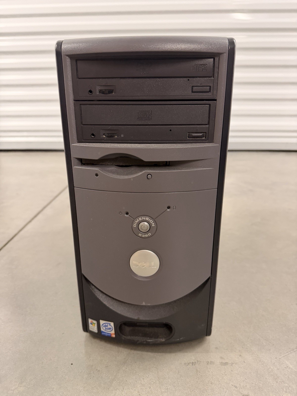 Vintage Dell Dimension 2350 Desktop Tower with Matching Dell PS/2 Keyboard