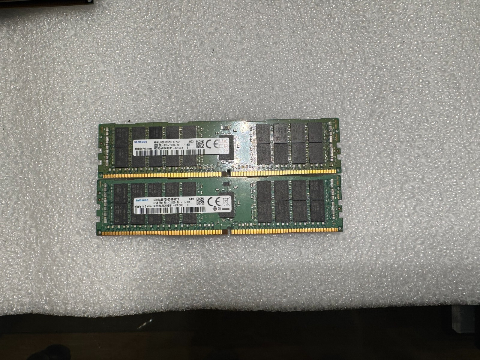 Lot of 2 SAMSUNG 32GB 2Rx4 PC4-2400T  Server Ram Memory