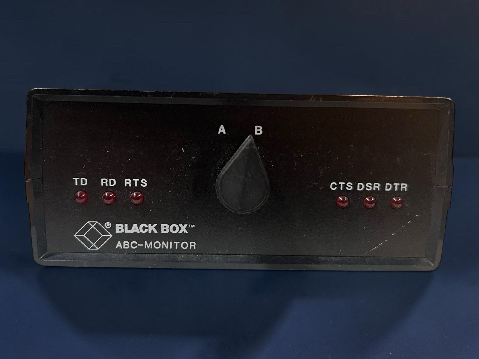 Black Box SW015B-FFF ABC-Monitor RS232 DB25 Serial A/B Switch Vintage