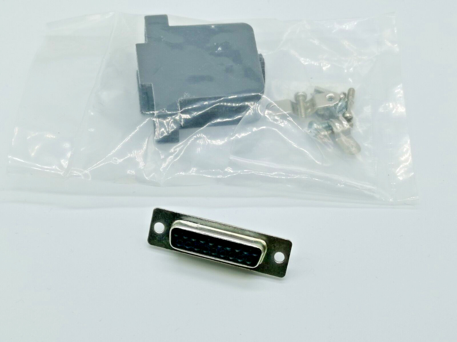 DB19 FEMALE CONNECTOR SOLDER SOCKET / HOOD APPLE NEXT ATARI TT / FALCON