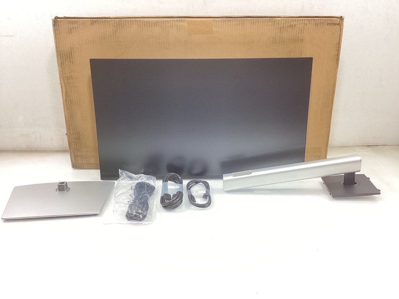 Dell 27" P2725HE USB-C Hub Monitor - 1920 x 1080 - 5 ms