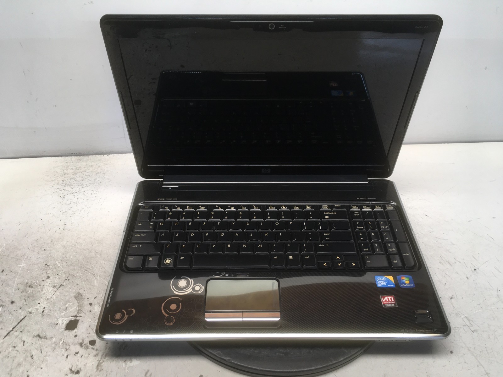 HP Pavilion DV6-1361SB Intel Core 2 Duo P8700 2.53GHz 4 GB NO HDD No Batt