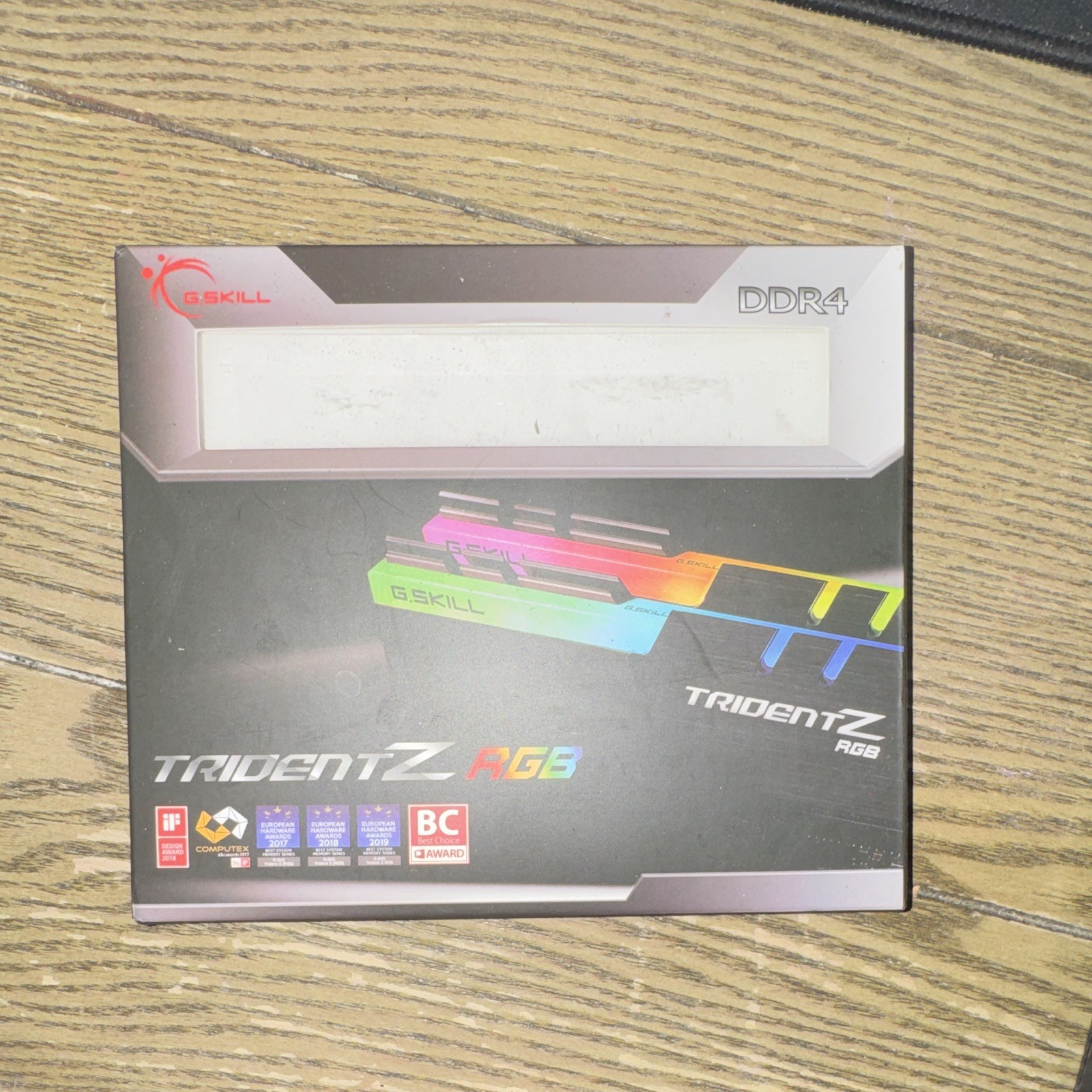 G.SKILL Trident Z RGB 32GB (2x16GB) DDR4-4000 DIMM 288-Pin RAM