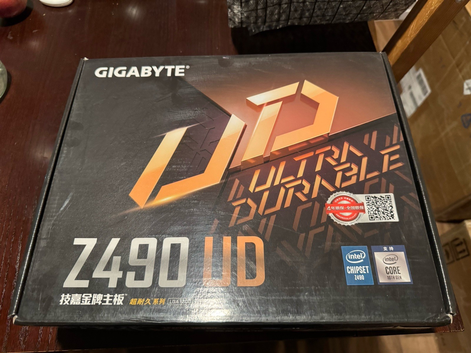 GIGABYTE Z490 UD Motherboard Intel Z490 DDR4 LGA 1200 ATX Original Box