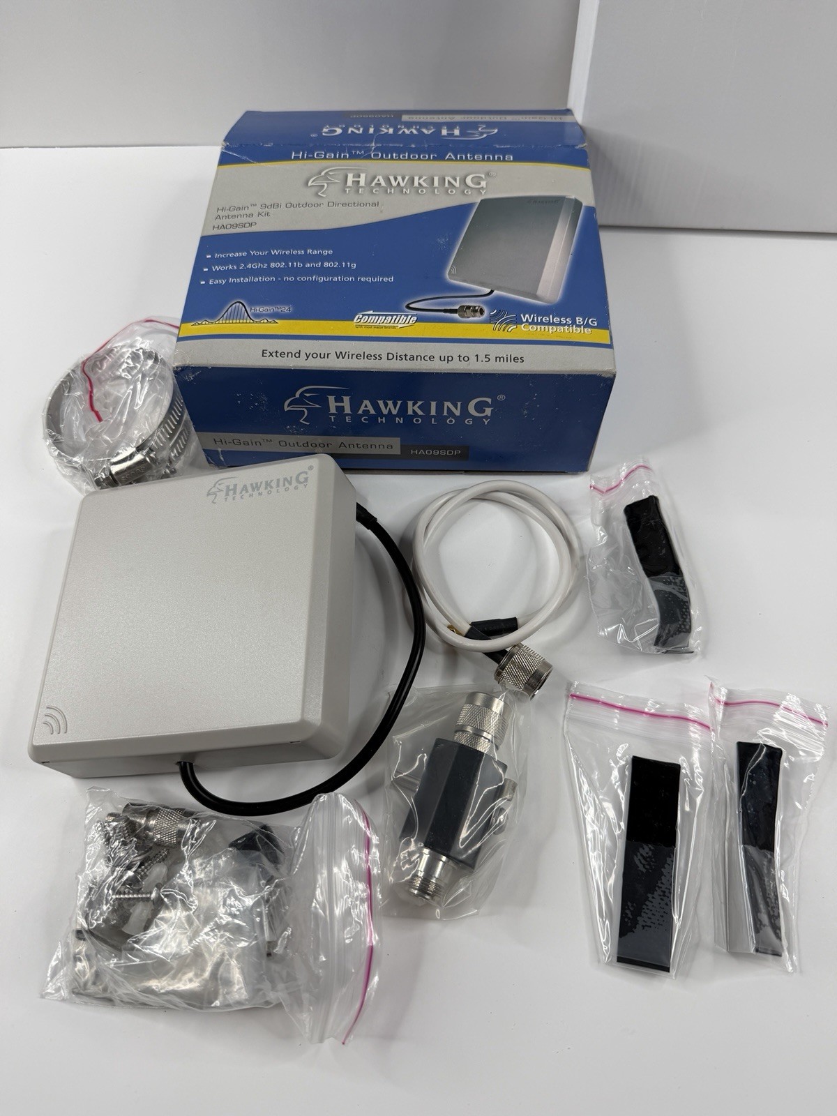 Hawking Hi-Gain 2.4GHz 9dBi Directional Outdoor Antenna Kit - Open Box
