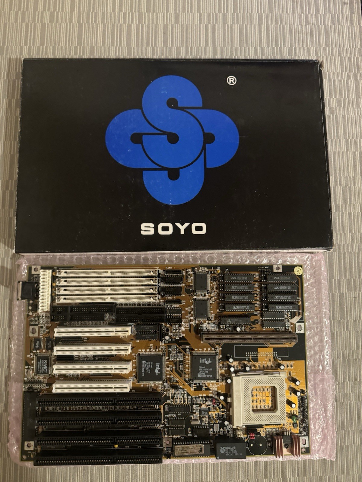 Soyo SY -5TC2 Motherboard Parts Or Repair Preowned