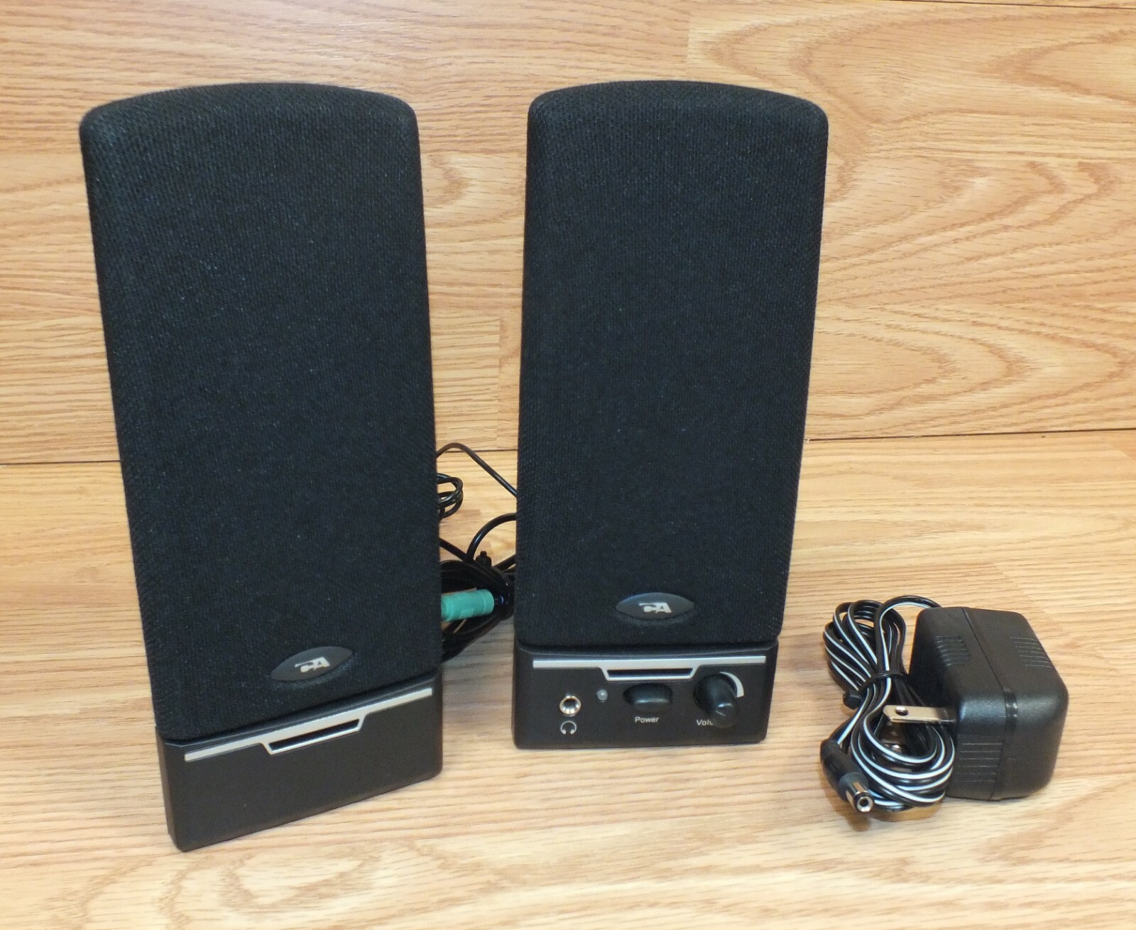 CA Cyber Acoustics Amplified Computer 2.0 Speaker System & Power Supply Bundle