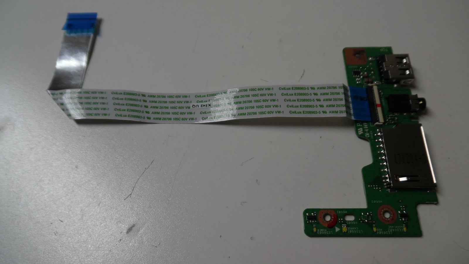 Genuine Asus X542UQ Audio/USB Daughterboard - 60NB0FD0-IO1020