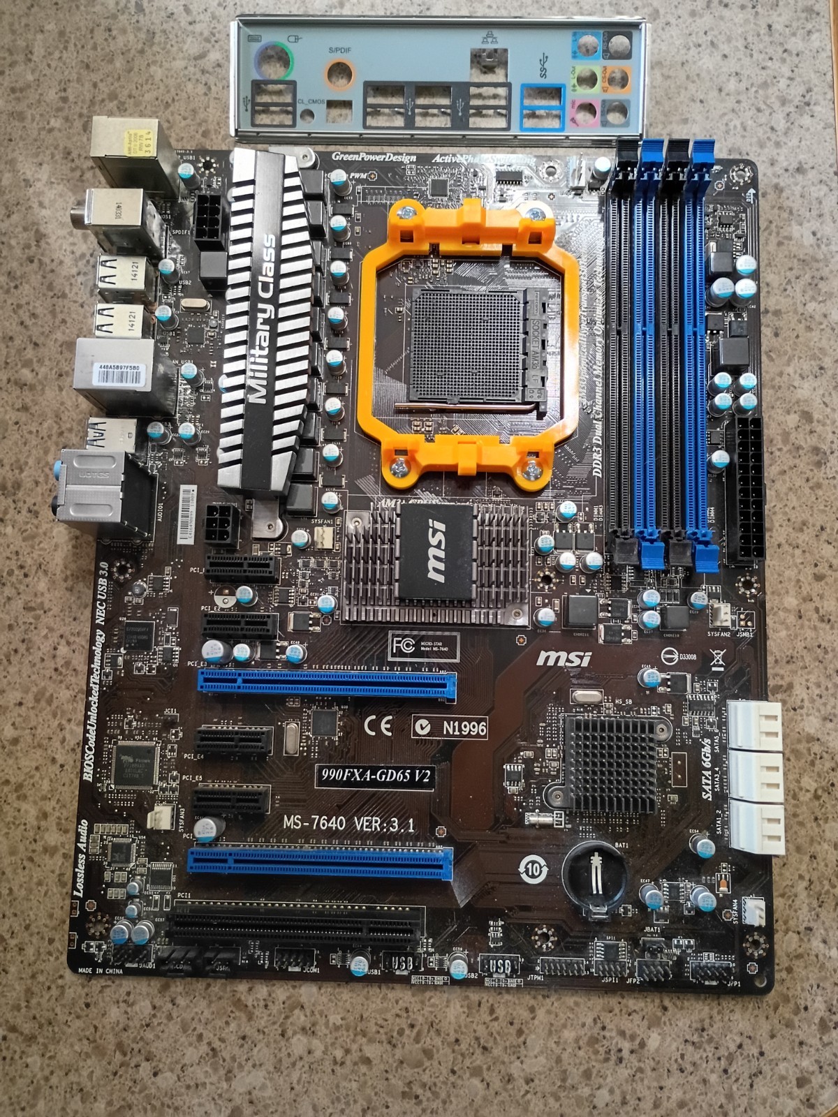 MSI 990FXA-GD65 V2 MS-7640 ATX AMD AM3+ DDR3 HDMI/DVI Gaming with I/O shield