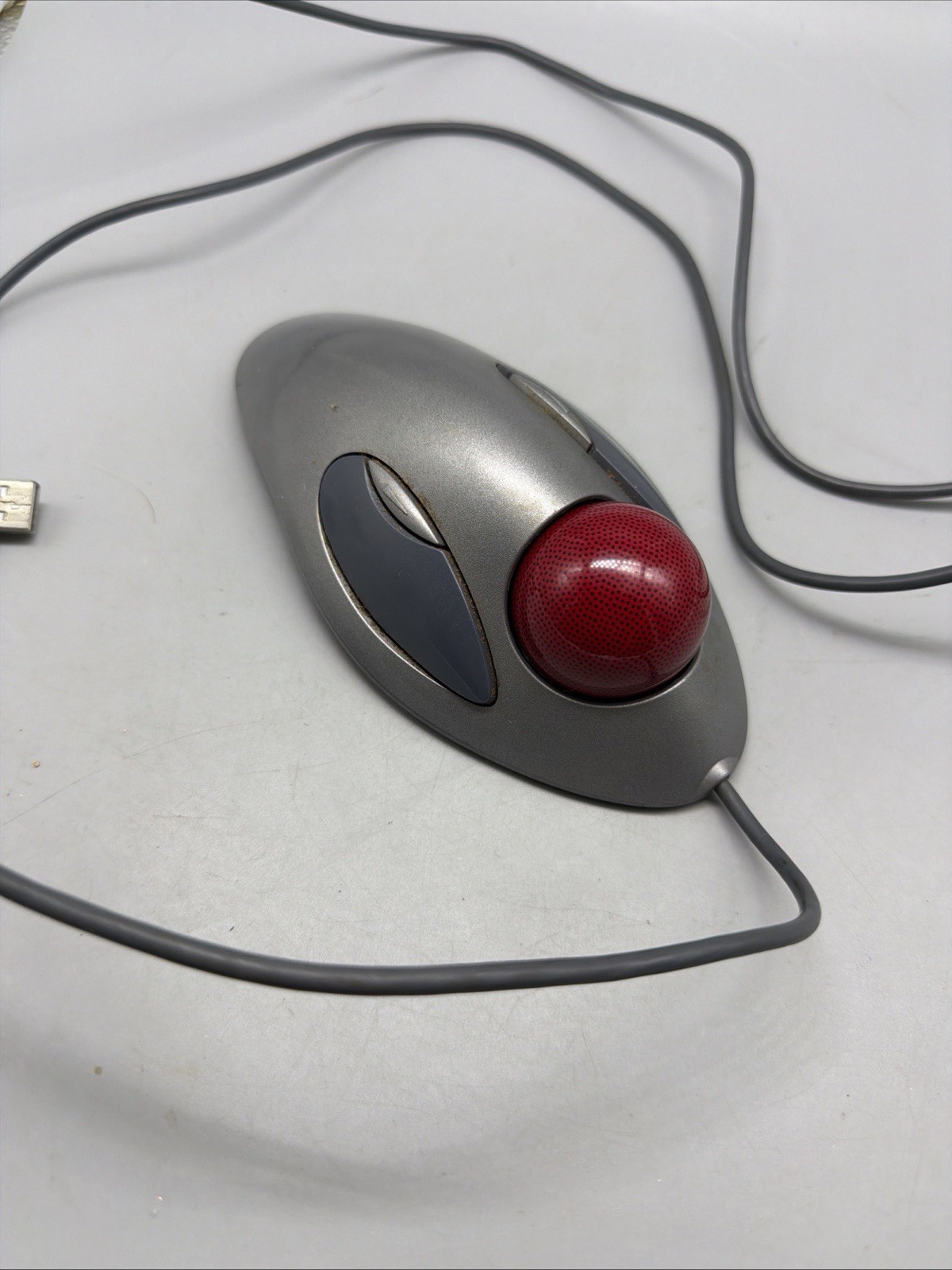 Logitech TrackMan Marble T-BC21 USB Trackball Mouse 804377-0000 Red Ball Wired
