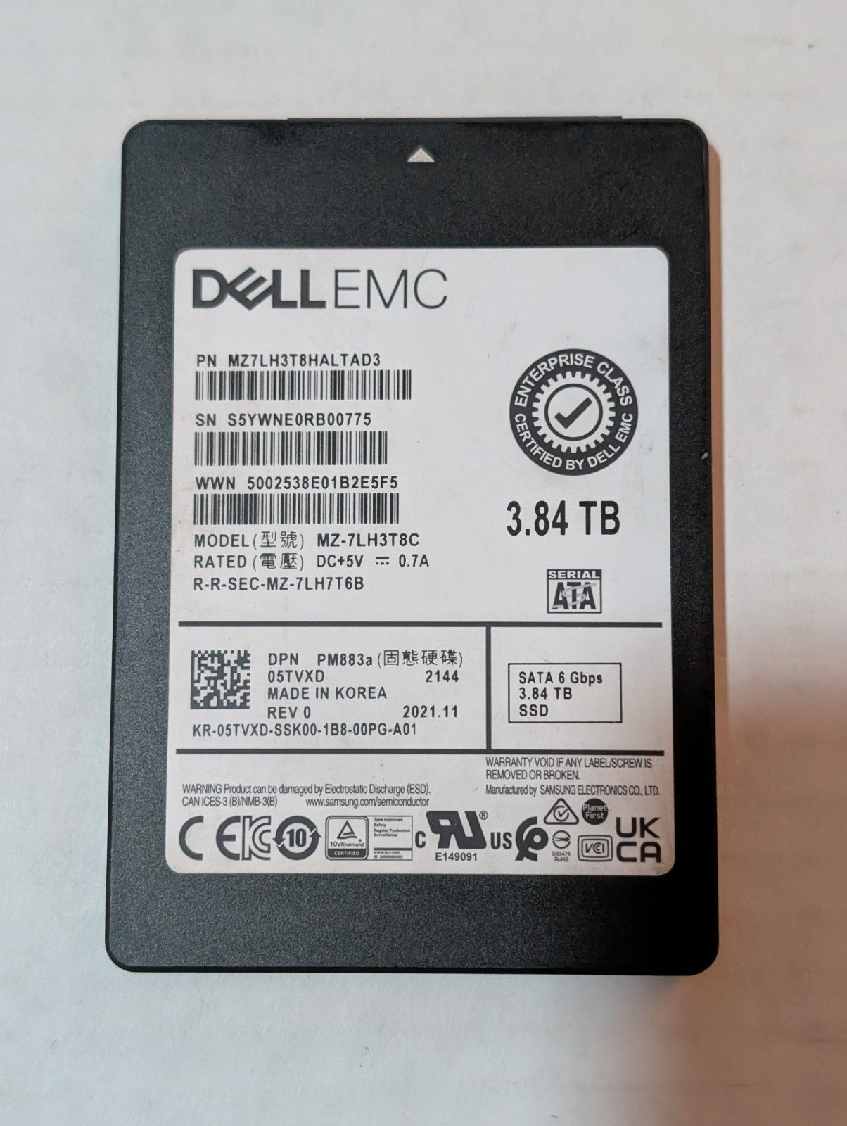 Dell/Samsung 3.84TB PM883a MZ7LH3T8HALTAD3 SATA 6Gb/s 3D TLC 1 DWPD 2.5" SSD