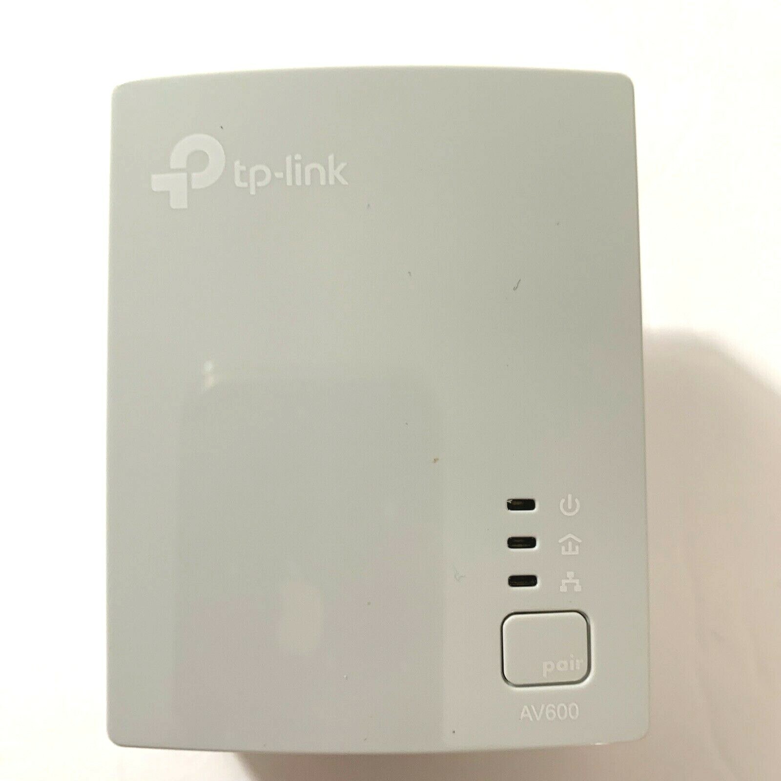 TP-Link TL-PA4010 Nano Powerline Ethernet Network Adapter Computer Networking