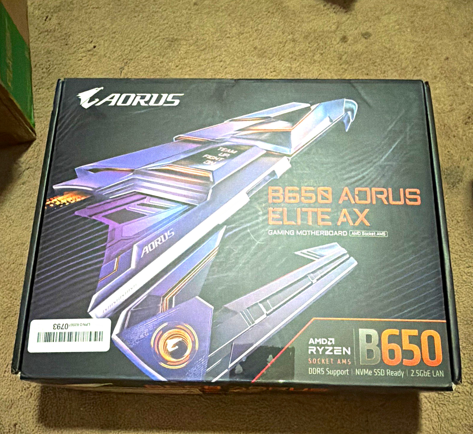 GIGABYTE B650 AORUS ELITE AX AM5 ATX DDR5 4-Slot M.2 PCIe HDMI USB-C