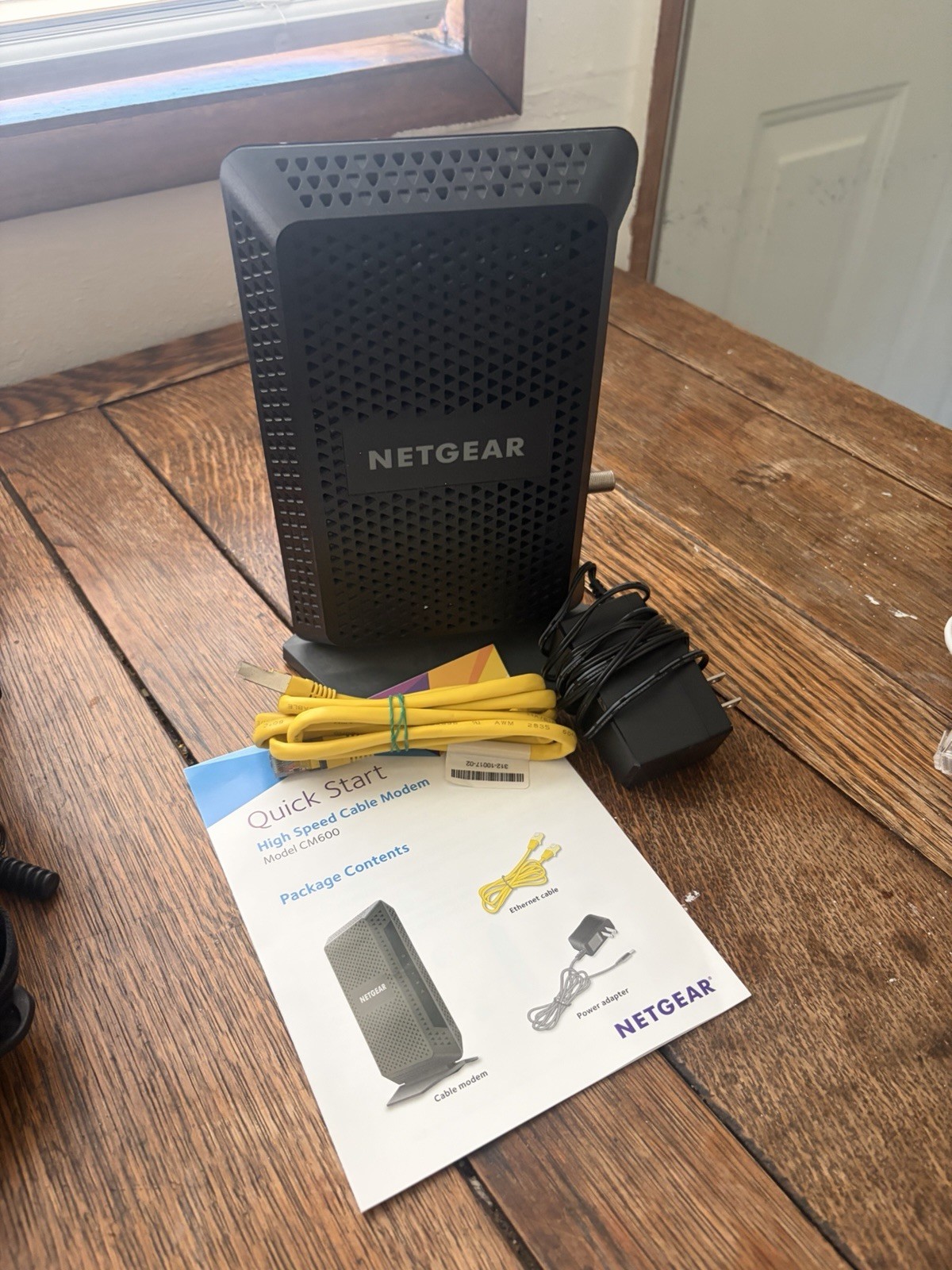 NETGEAR CM600 High Speed Cable Modem box 