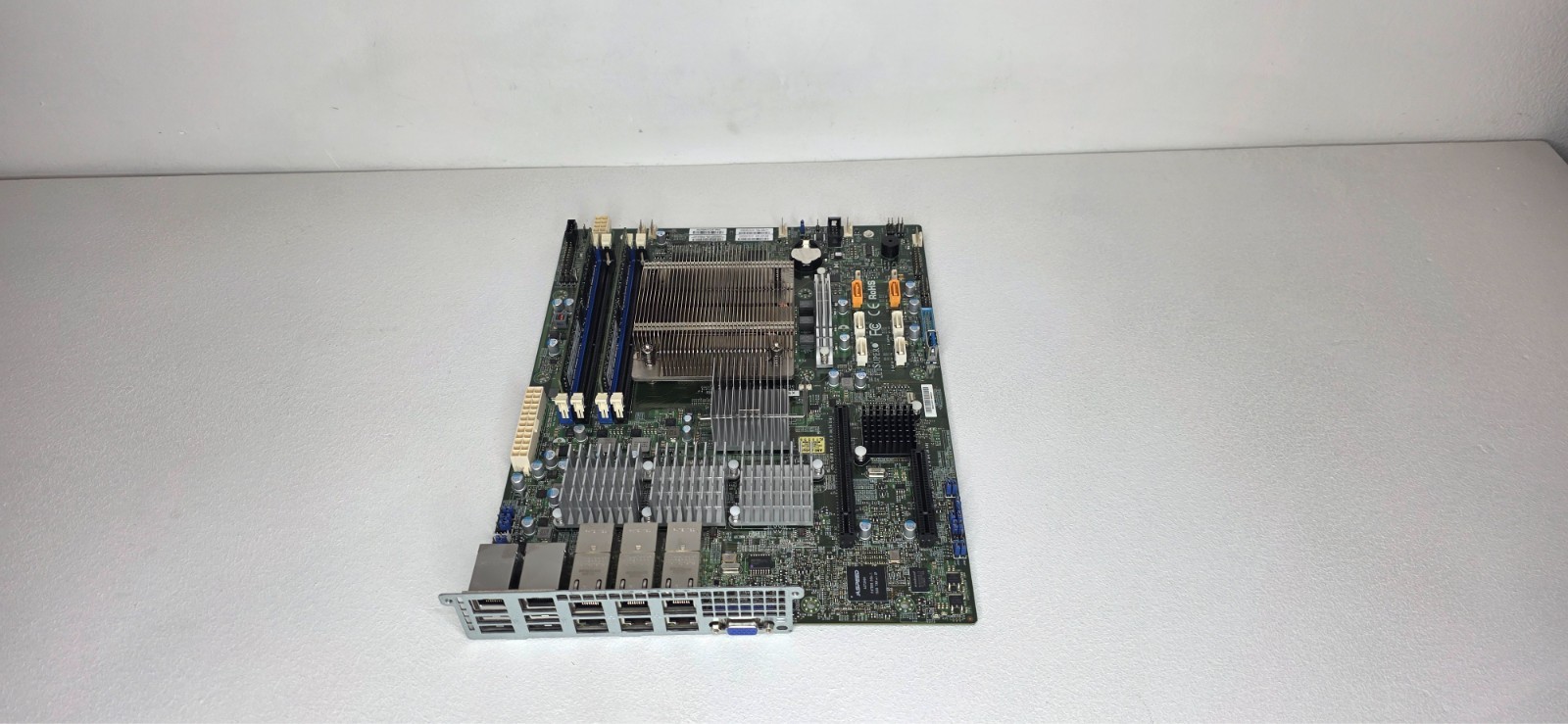 SuperMicro X10SLH-N6-ST031 M-ATX Motherboard w/Xeon E3-1270 V3 3.5GHz 16GB