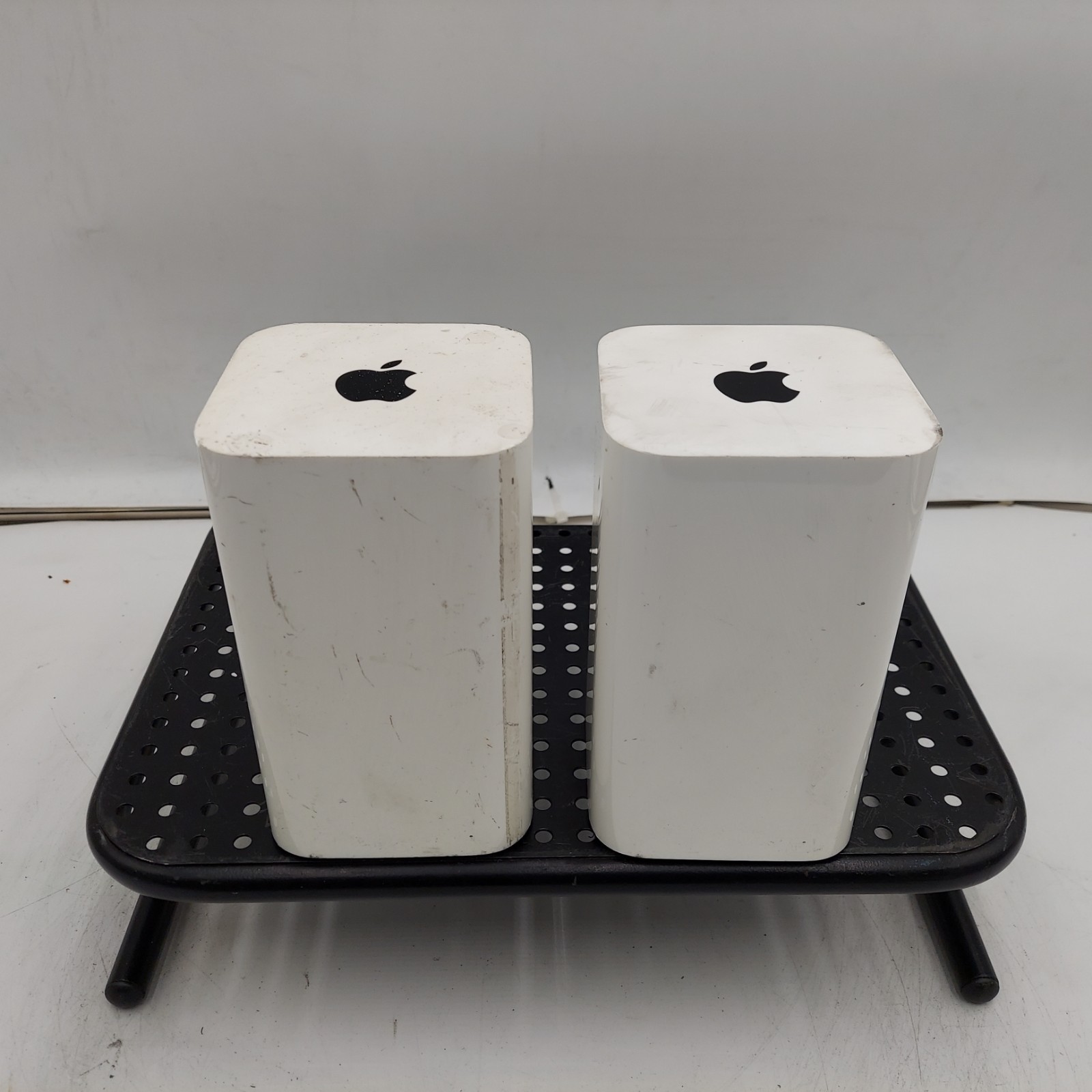 LOT OF 2 Apple A1521 AirPort Extreme 802.11 /ac Wireless Router