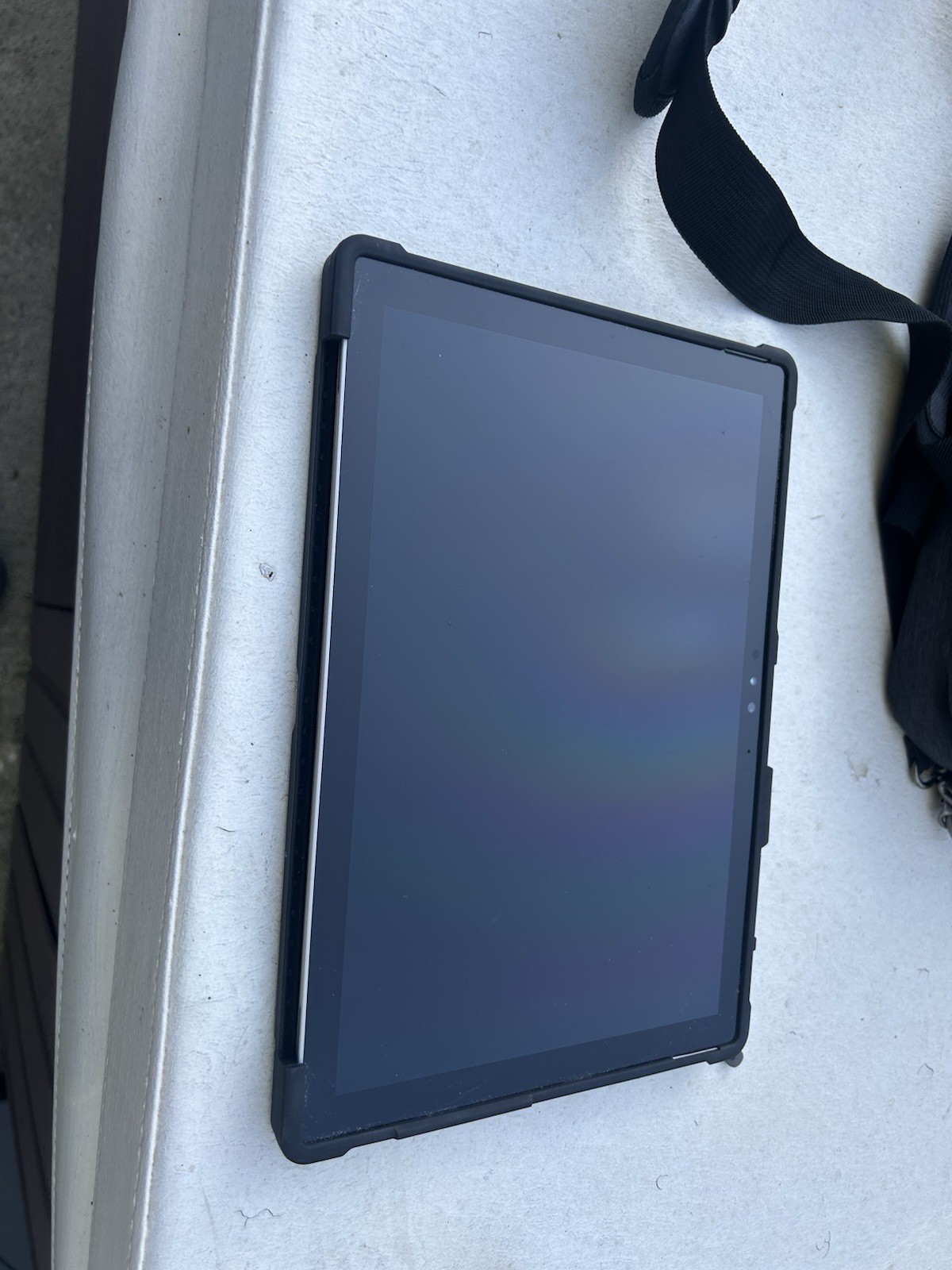 Microsoft Surface Windows 10 Pro  With Charger (No Photo Sorry) & Samsonite Bag