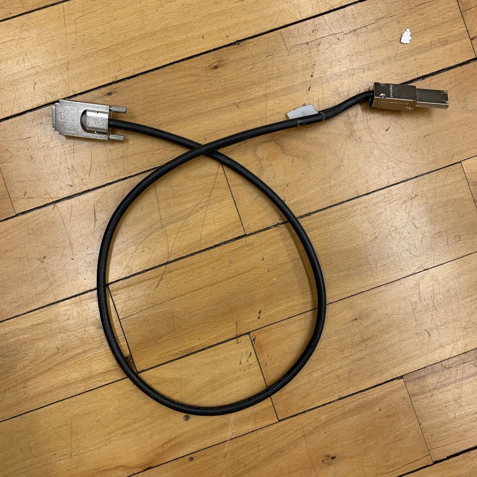 AMPHENOL SAS 4X TO MINI-SAS 4X CABLE 1M (3 FT.)