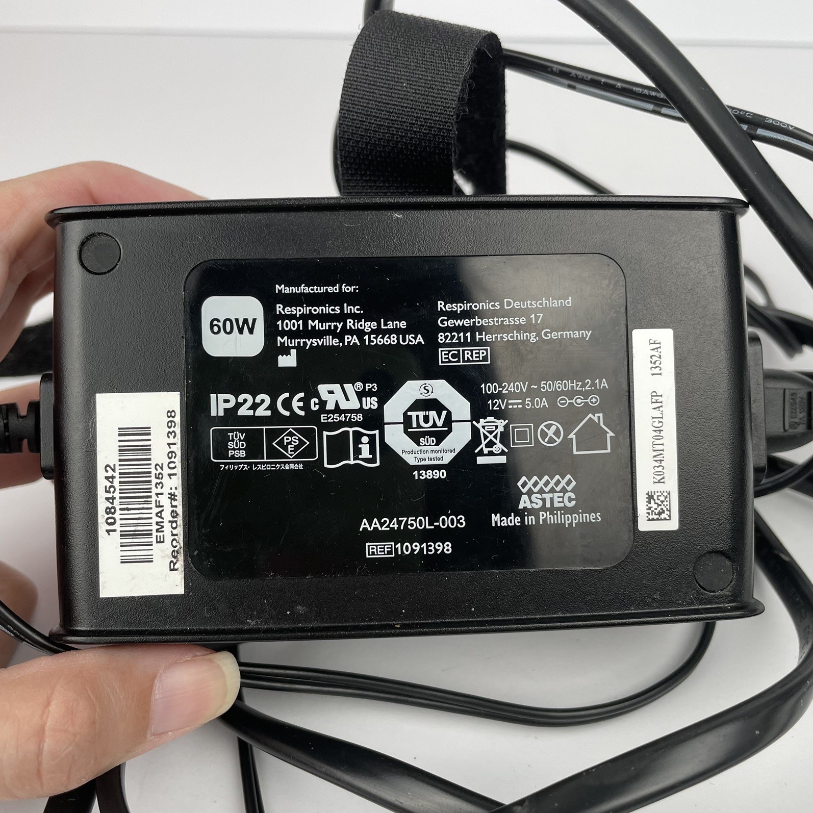 Philips Respironics One OEM AC Power Adapter 60W 12V 5A 1091398 AA24750L-003