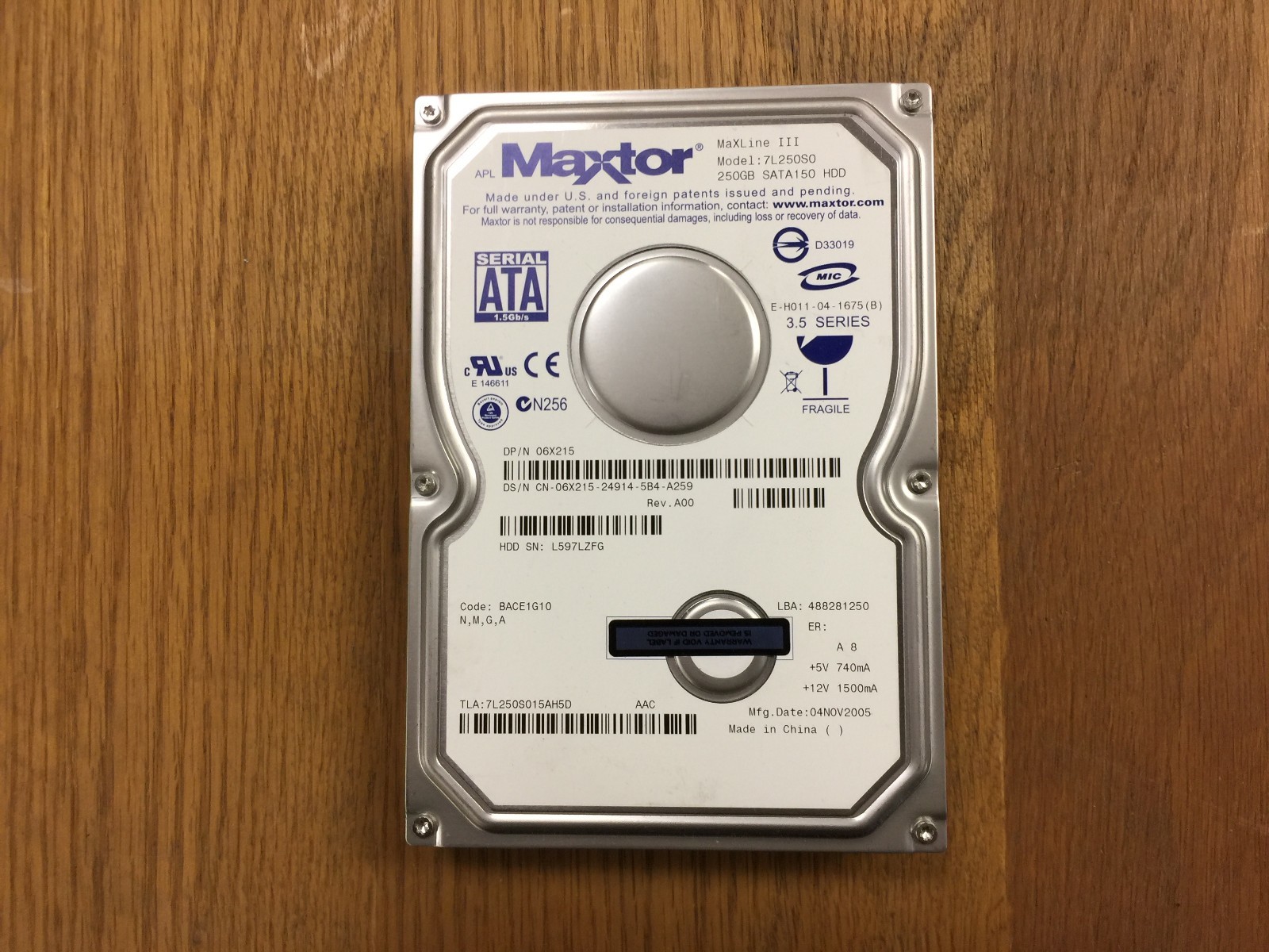 Dell 6X215 Maxtor MaXLine III 250GB 7L250S0 BACE1G10 Internal SATA HDD