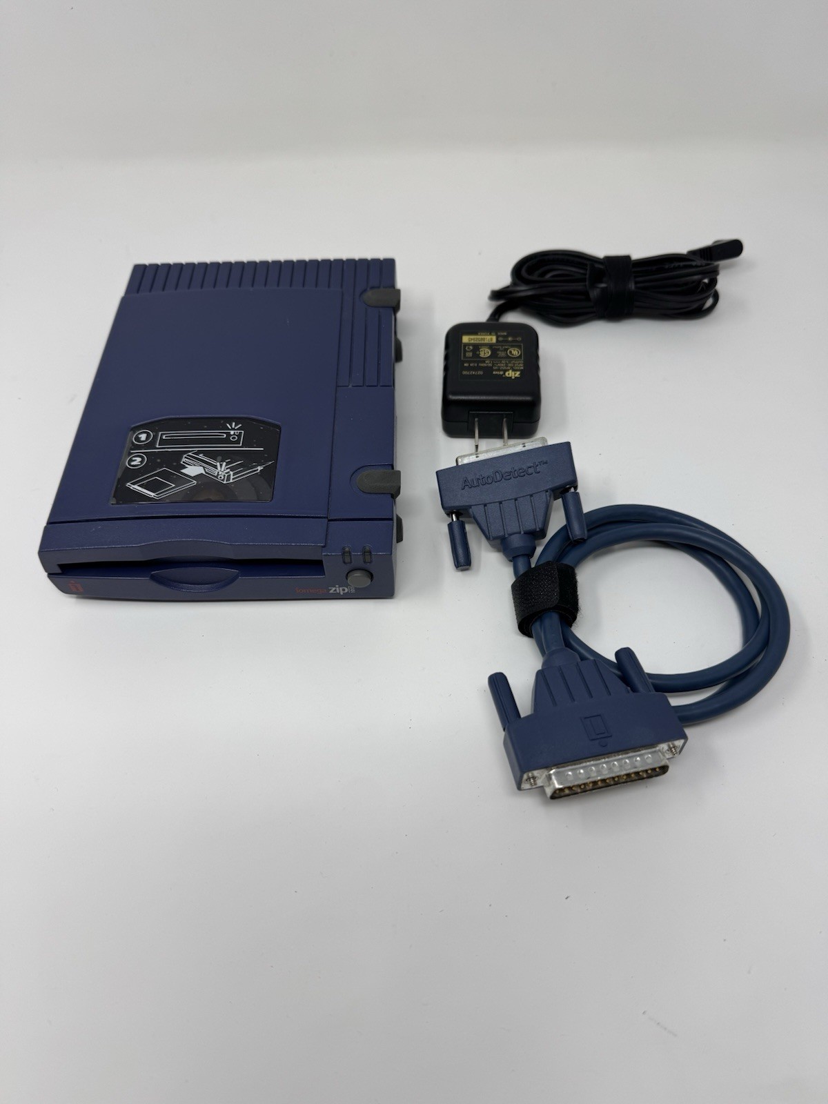 Iomega 100MB External PC Zip Drive  Blue With All The Cords Power Cord