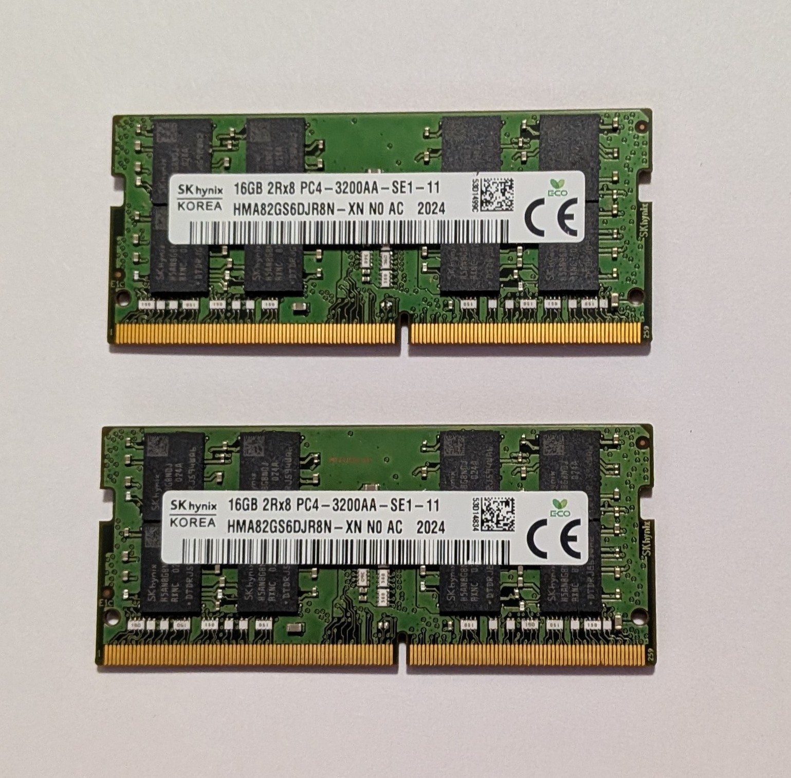SK Hynix 32GB (2×16GB) DDR4-3200 PC4-25600 SO-DIMM Laptop RAM Kit