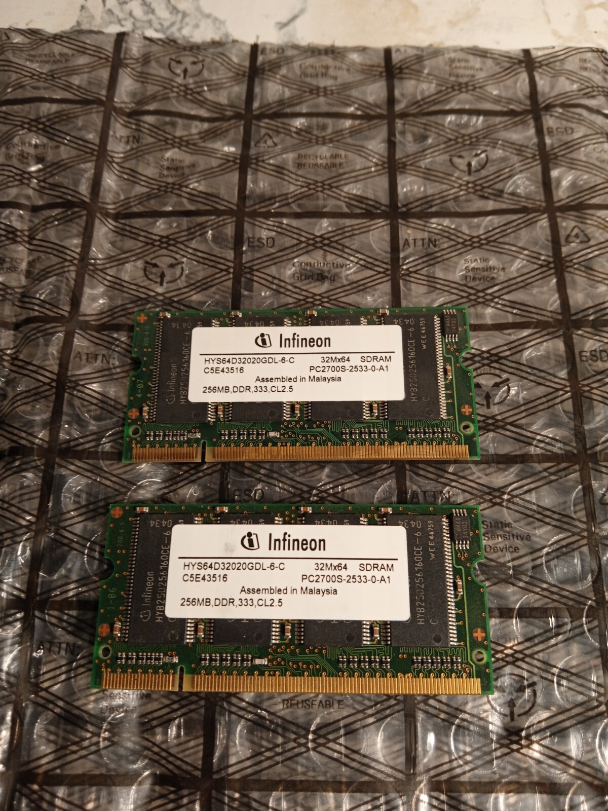 HYS64D32020GDL-6-C Infineon 512mb (256MBx2) PC2700 DDR-333MHz non-ECC CL2.5 