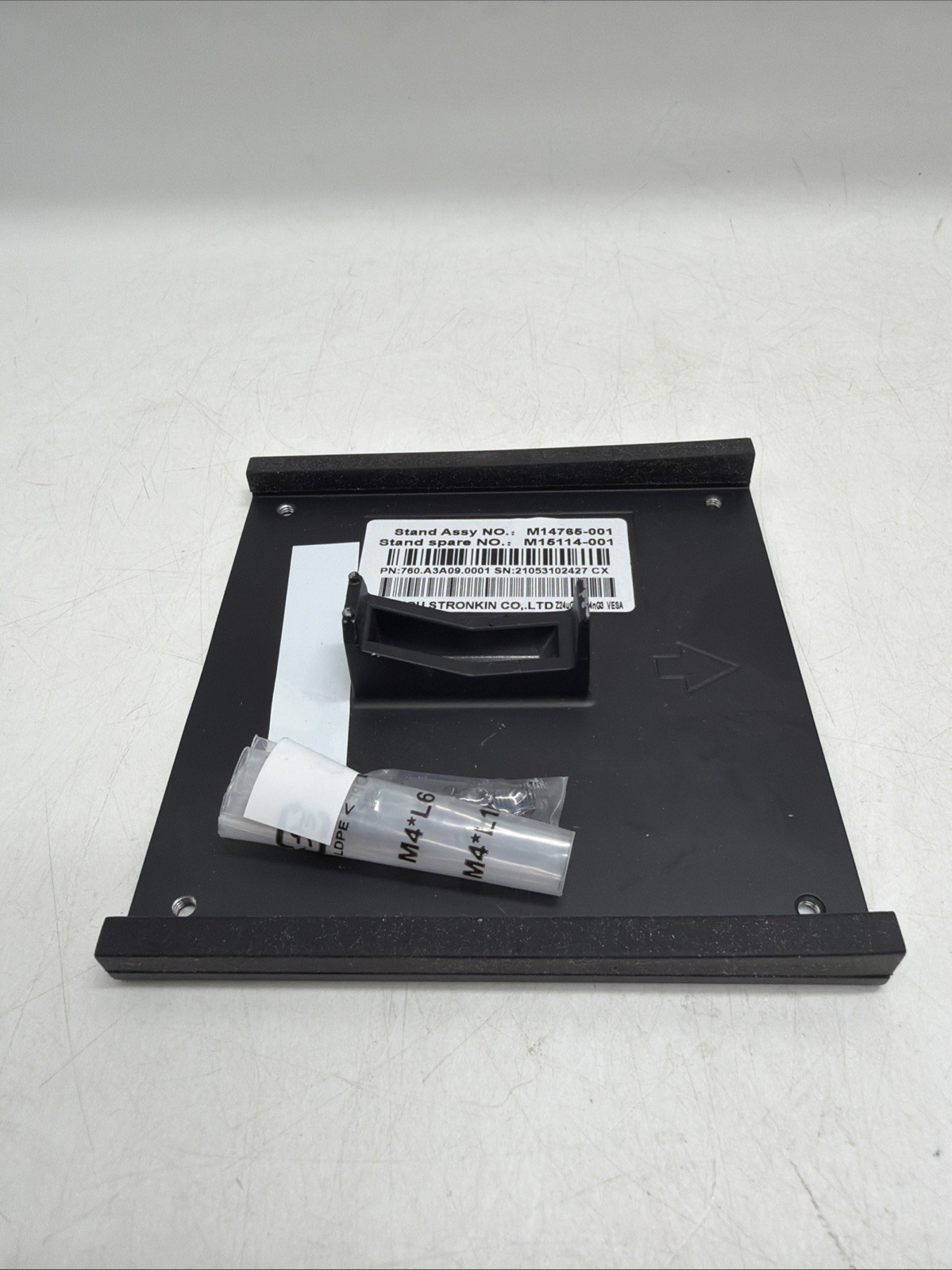 HP VESA Mount Adapter Plate M14762-001 M15105-001 760.06D0D.0001 HP Z27u Z27q G3