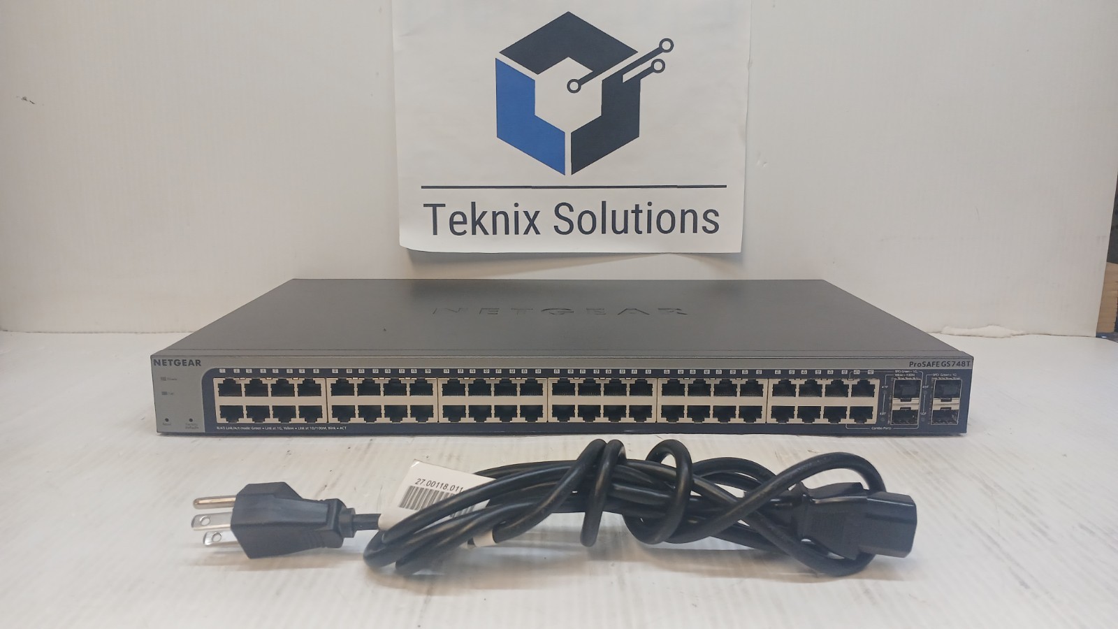 NetGear ProSafe GS748Tv5 48-port Gigabit Ethernet Smart Switch,