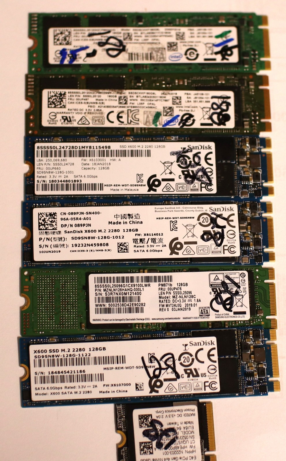 Lot of 7 128GB 180GB SSD M.2 Solid State Drives
