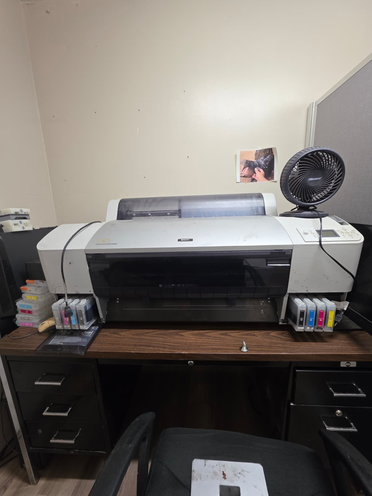 Epson Stylus Pro 7890 Large Format Inkjet Printer
