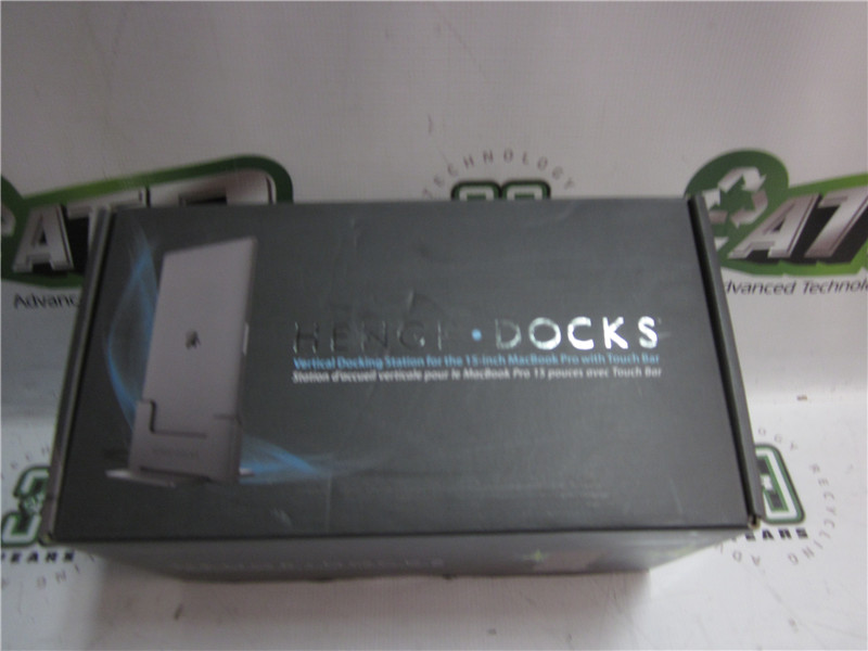 Henge Docks HD05VA15MBP Vertical Dock for 15in MacBook Pro w/ Touch Bar New