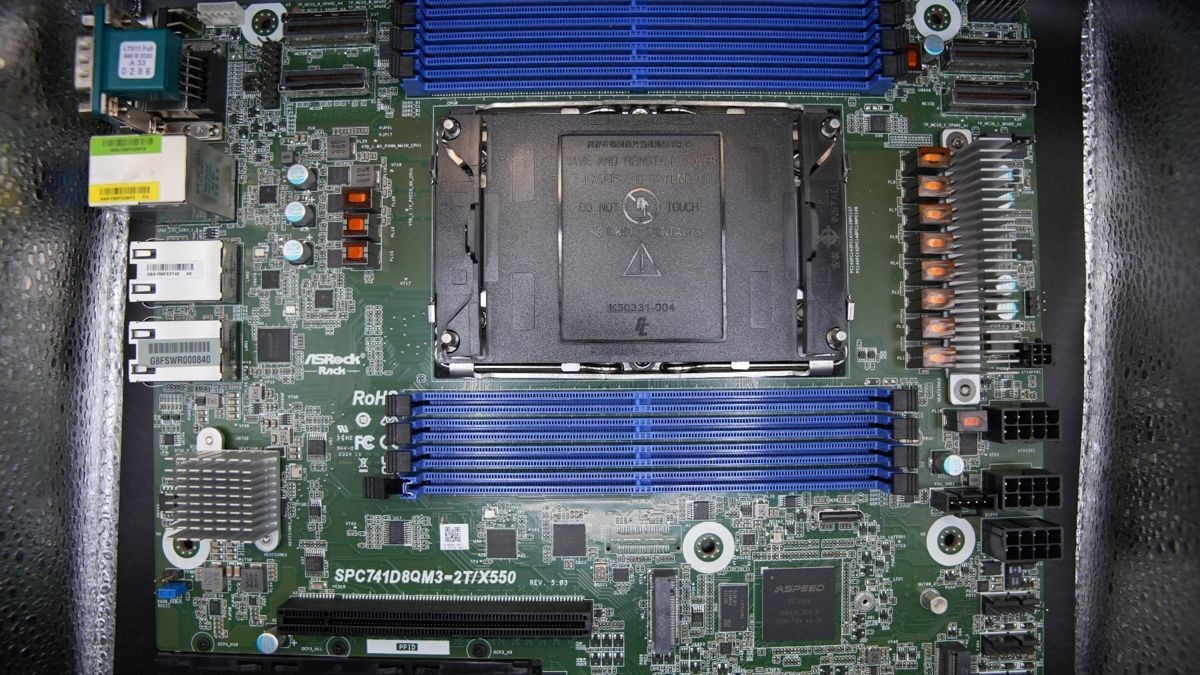 Asrock Workstation Motherboard SPC741D8QM3-2T/X550
