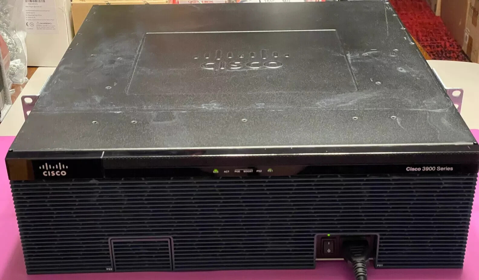 Cisco 3925 3-Port Gigabit Wired Router (CISCO3925-SEC/K9)