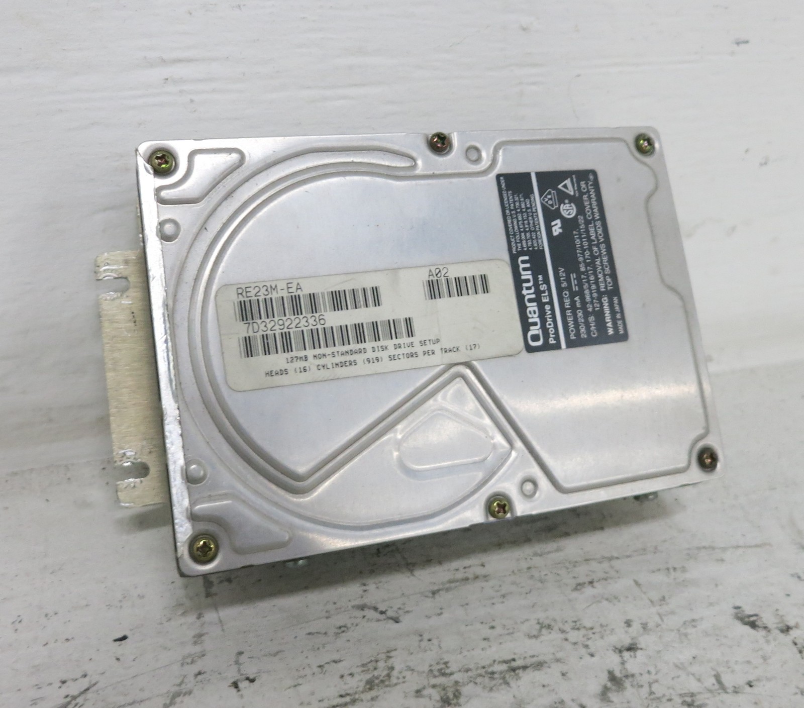 Quantum ProDrive ELS RE23M-EA Hard Drive 127 MB Disc Drive 5/12V 230 mA