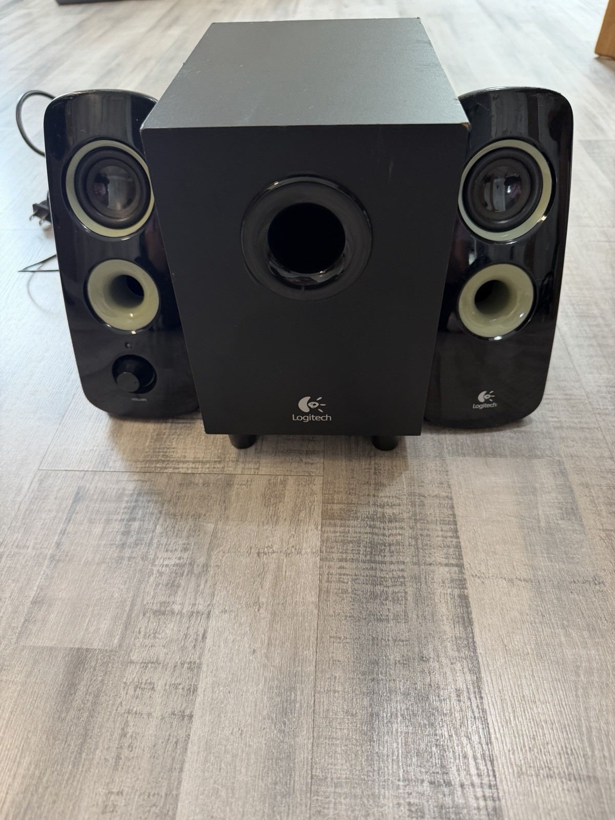 Logitech Z323 2.1 Computer Speakers with Subwoofer 30W PC Stereo System Tested