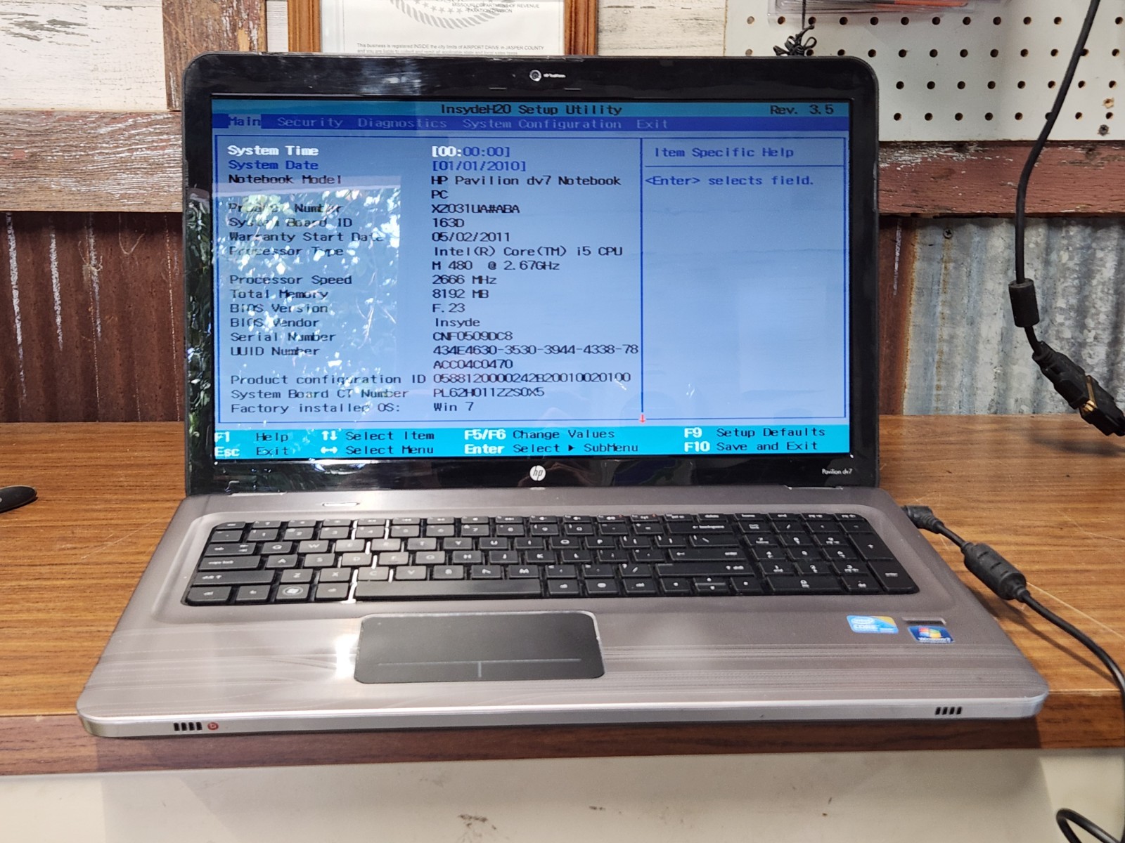 HP Pavilion dv7-4287cl - No OS - (17.3 / Core i5-480M / 8GB / 640GB / Blu-Ray)