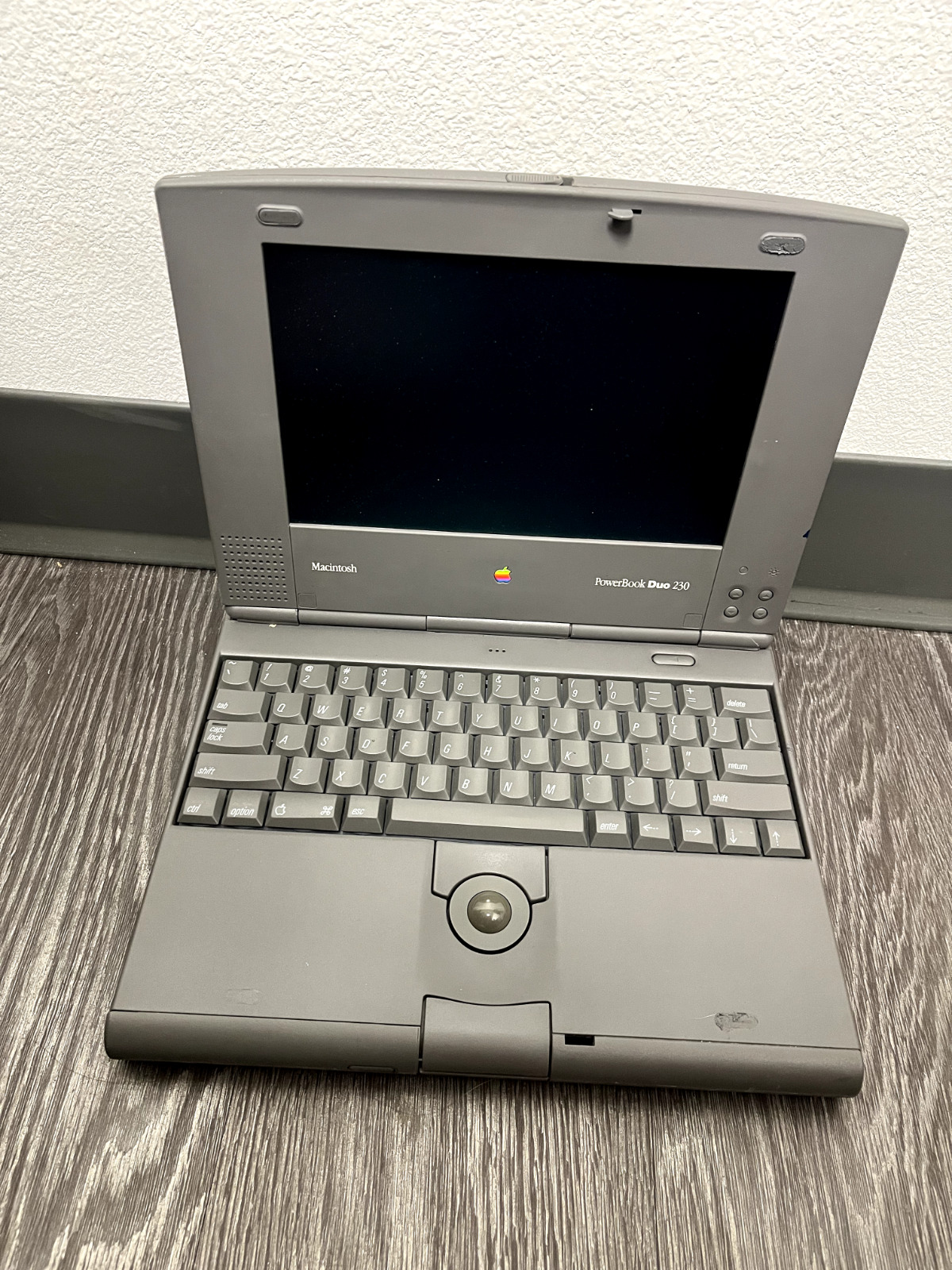 Apple Macintosh Powerbook Duo 230 Vintage Gray Laptop UNTESTED
