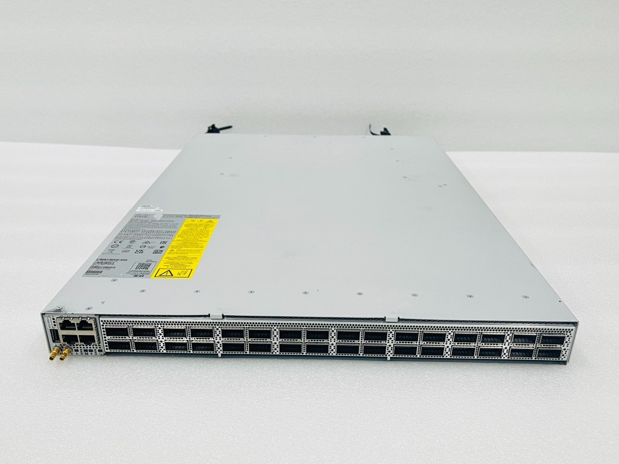 Cisco 8101-32FH-O 32x 400G QSFP-DD Ports 8000 Series 1RU Router With Sonic OS
