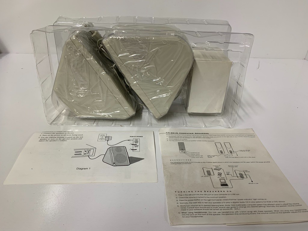 **ADVENT POWERED PARTNERS Speakers AV007P-1 Multimedia-Open Box
