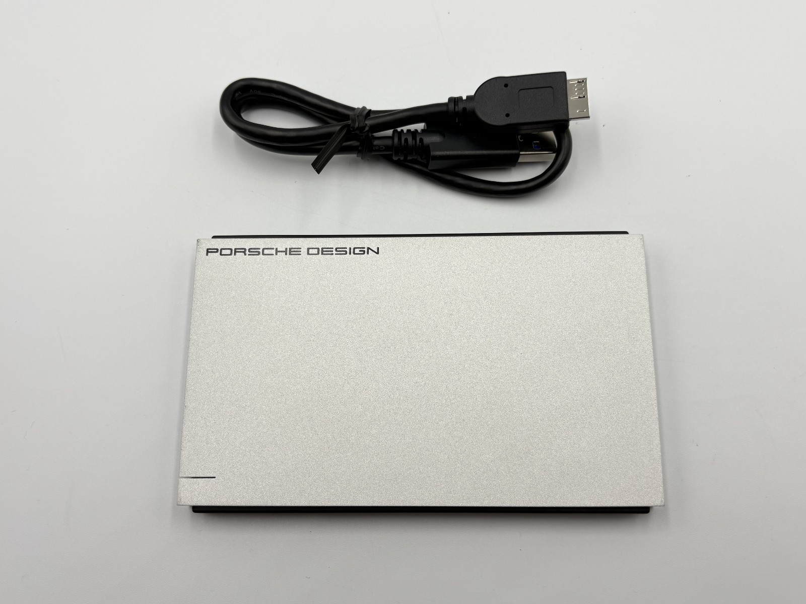 LaCie AR25U3 Porsche Design Single 500GB Portable External Hard Drive - TESTED