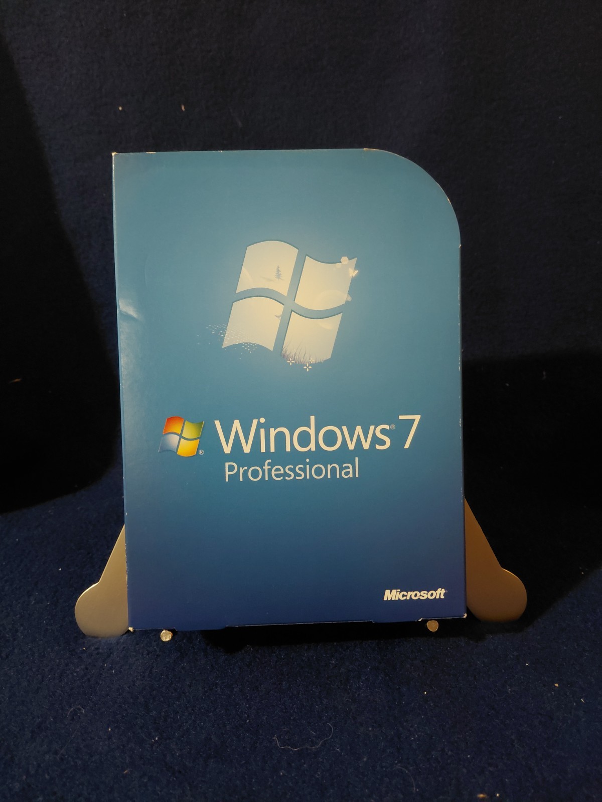Microsoft Windows 7 Professional 32/64 Bit Full Version for Windows (FQC-00129)