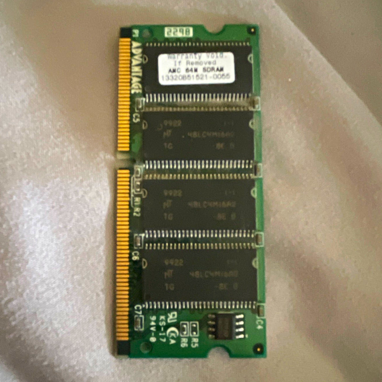 AMC 64MB PC-100 SDR SDRAM 144-Pin SO-DIMM Non-ECC Unbuffered, 1x64MB