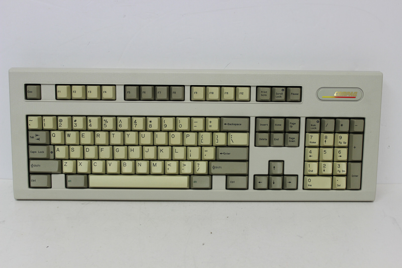 COMPAQ 119951-101 ENHANCED II KEYBOARD DOMESTIC 101 FCC CNT8AV109232