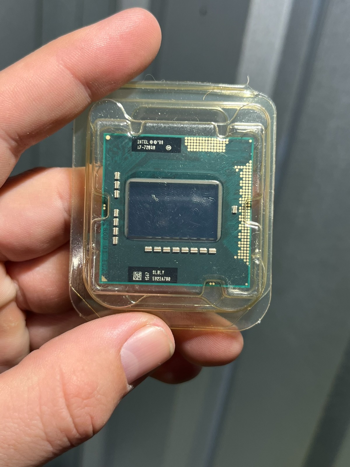 Intel Core i7-720QM Laptop CPU Processor SLBLY 1.60GHz PGA988 Untested