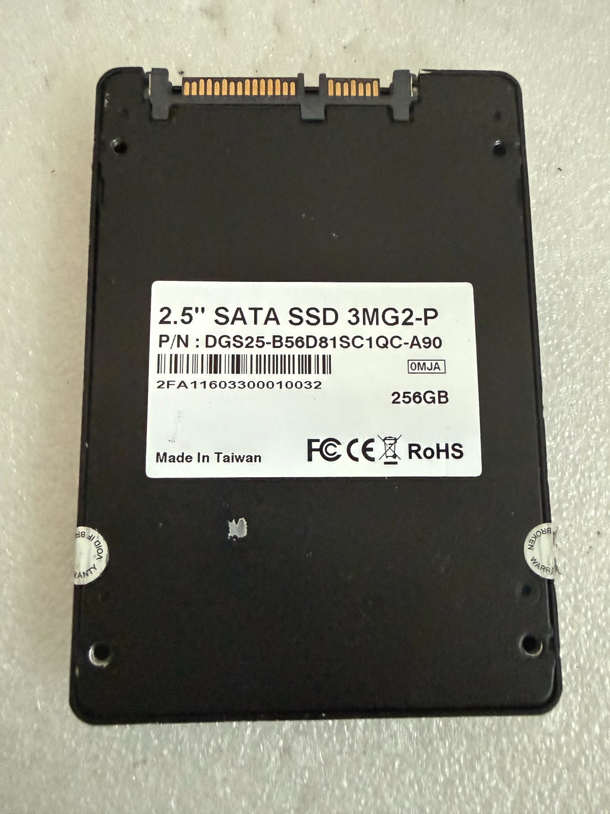 InnoDisk 256GB Industrial 2.5" SATA SSD 3MG2-P DGS25-B56D81SC1QC-A90