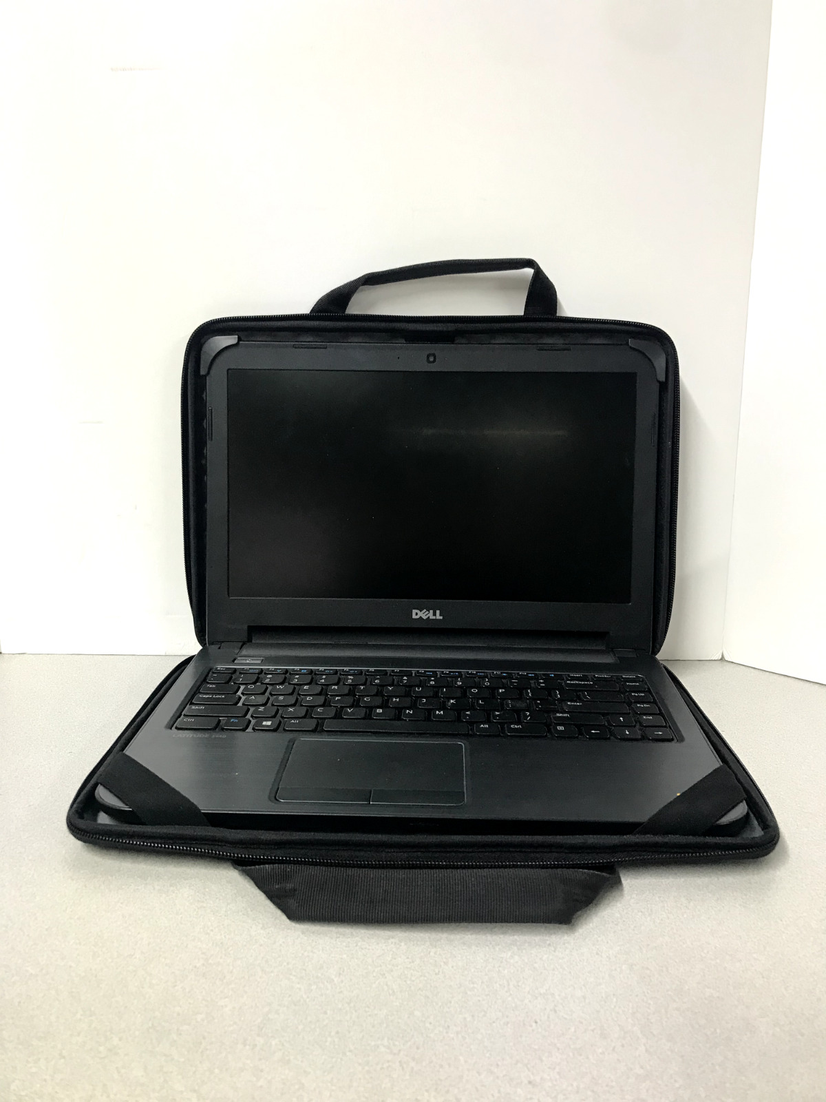 Belkin B2A076-COO 14in Laptop/Chromebook Sleeves Carrying Case (laptop not incl)