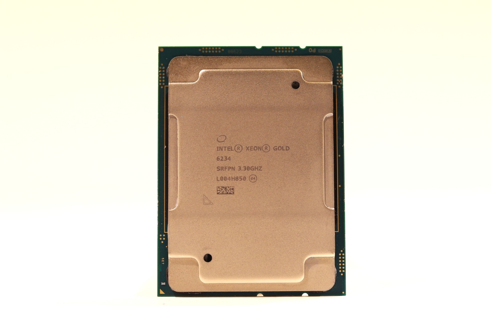 Intel Xeon Gold 6234 3.30GHz 8-Core 16-Threads 24.75MB LGA 3647 CPU P/N: SRFPN