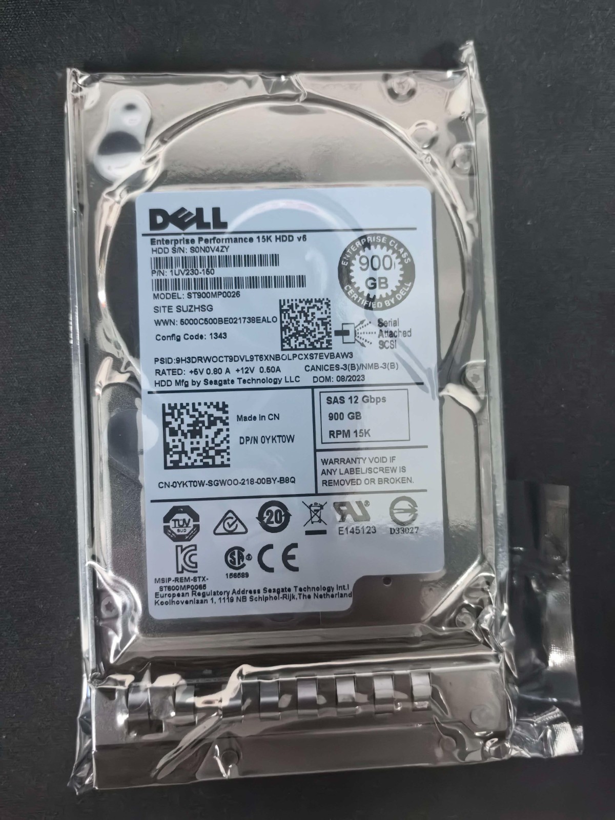0YKT0W DELL YKT0W  900GB 15K SAS 2.5" 12Gb/s HDD Hard Drive W/Tray