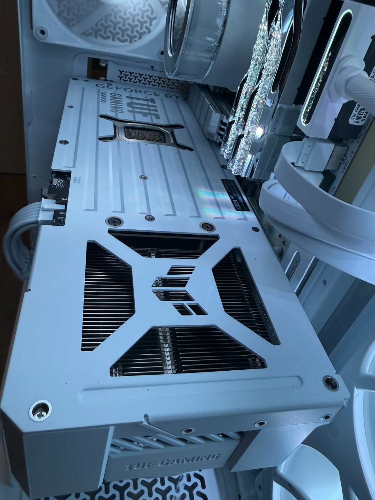 ASUS TUF Gaming GeForce RTX 5070 Ti 16GB GDDR7 White OC Edition (GPU ONLY)